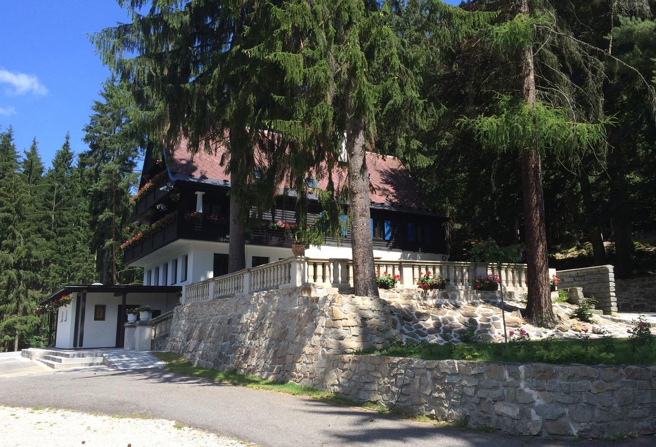 Hunting Lodge Vitkov سوكولوف المظهر الخارجي الصورة